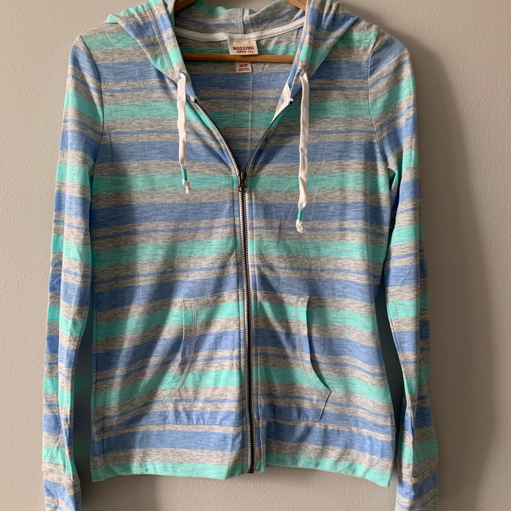 XS Mossimo light sweater new without tags